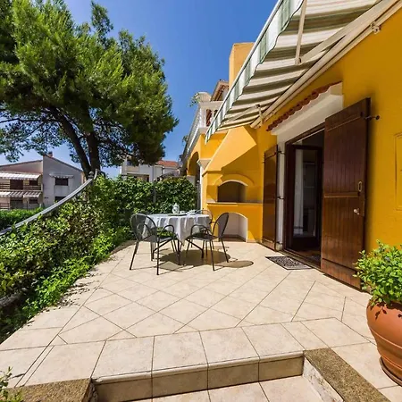 In - Riviera 7863 * זאדאר