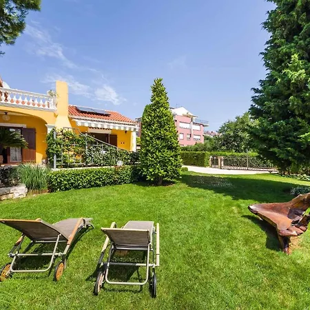 In - Riviera 7863 דירה זאדאר