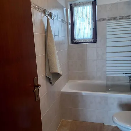 In - Riviera 7863 זאדאר