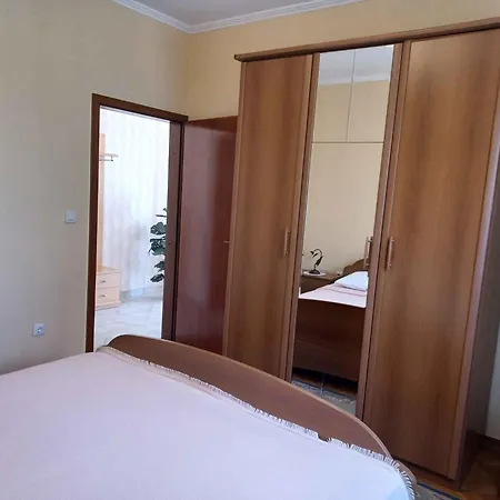 In - Riviera 7863 דירה זאדאר