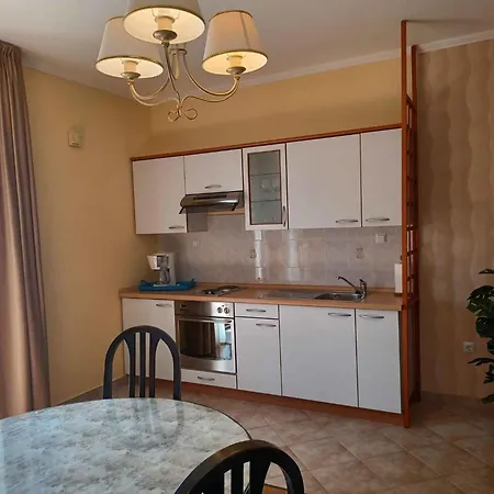 In - Riviera 7863 דירה *