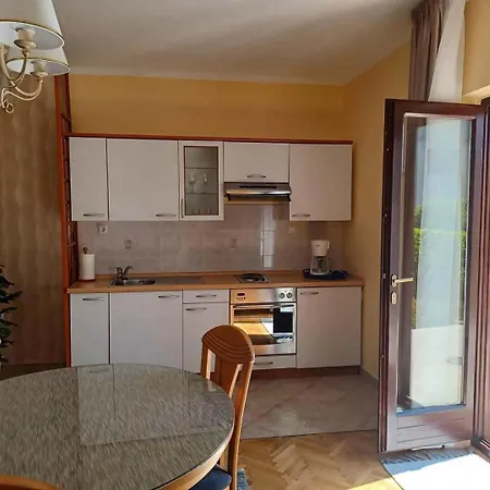 In - Riviera 7863 公寓 *